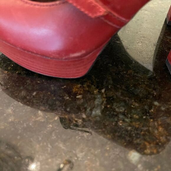 GUESS Vtg Wood Block Leather Heels Sz 8.5 - Picture 6 of 11